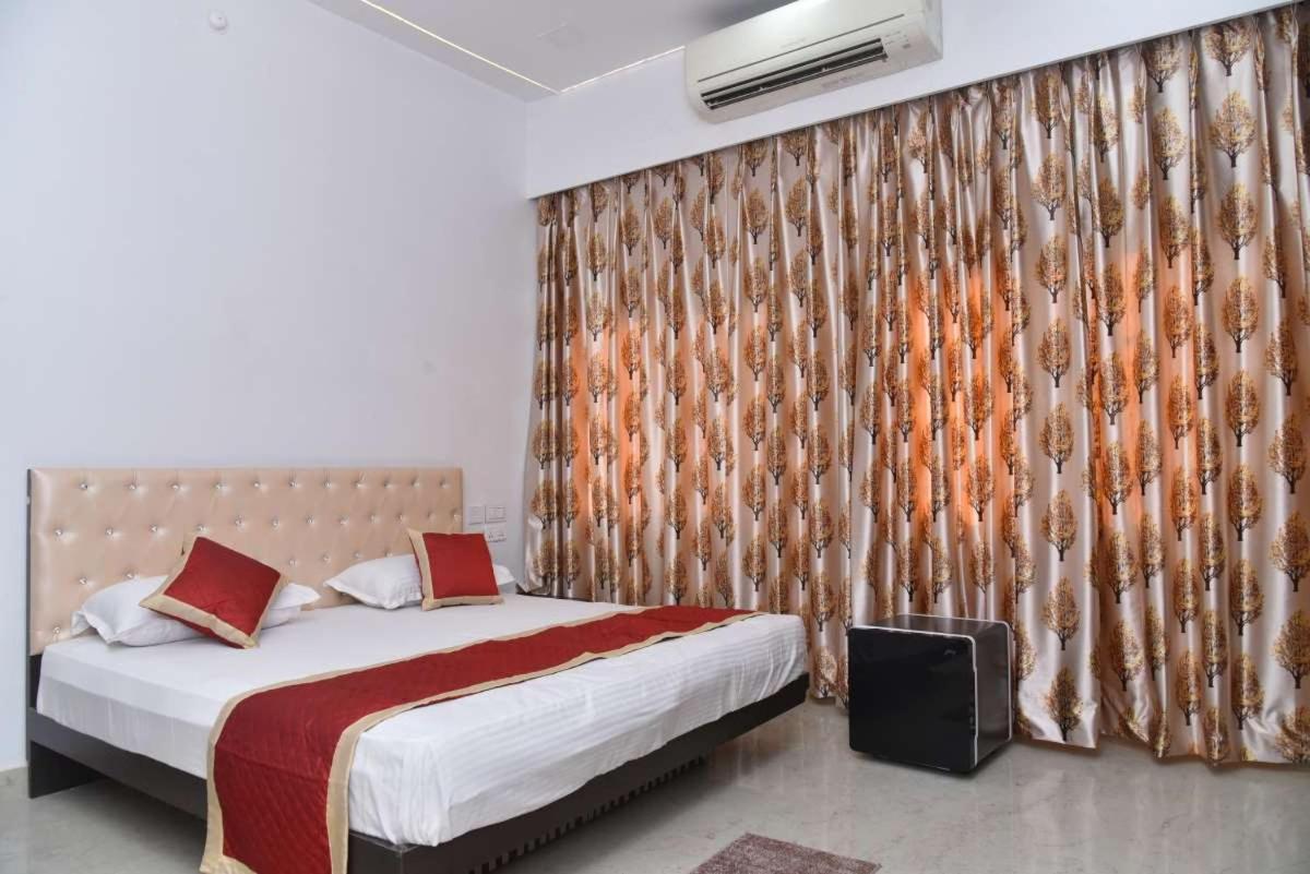 Citi Pride Garden&Hotel Ajmer Buitenkant foto