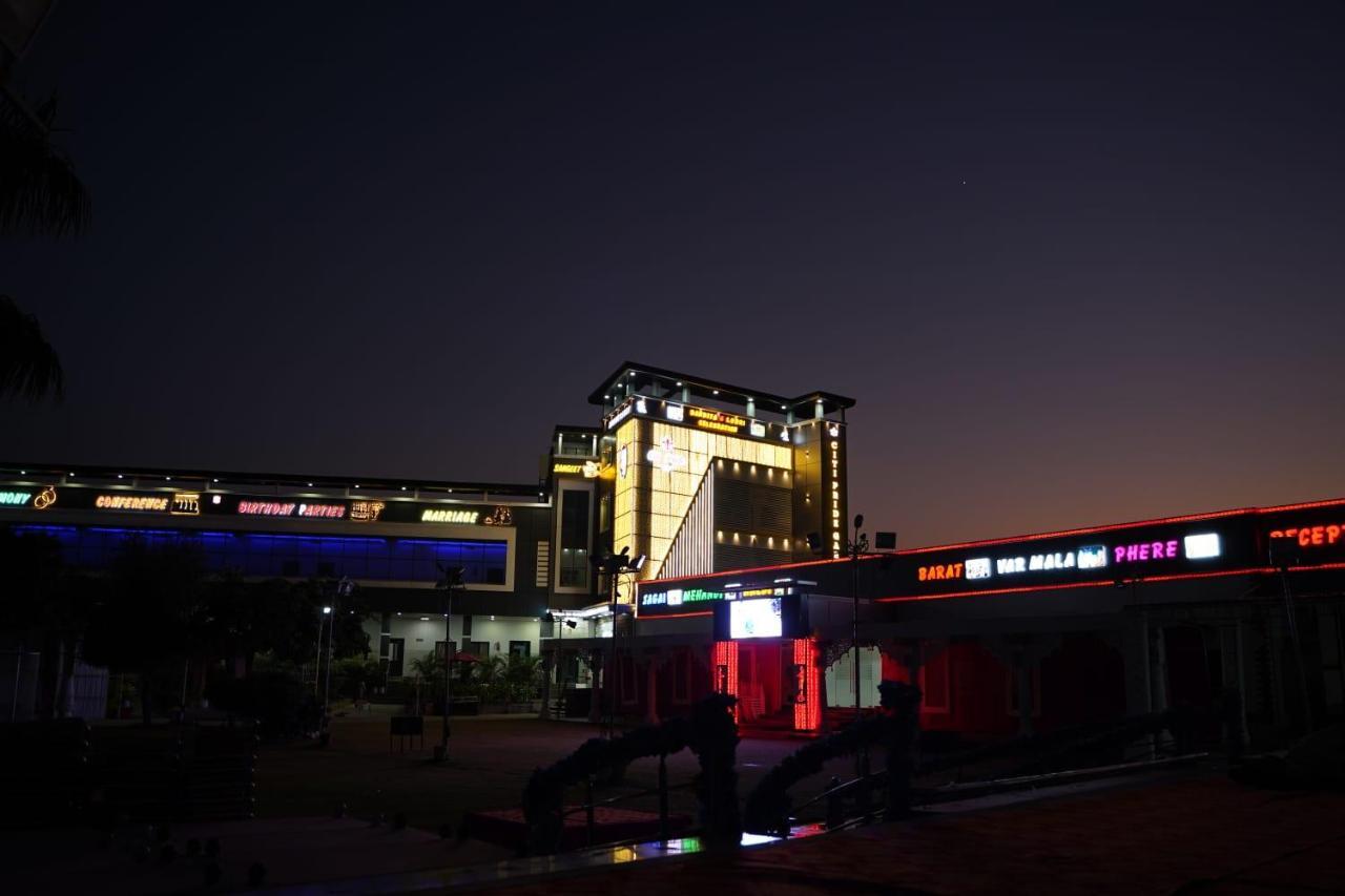 Citi Pride Garden&Hotel Ajmer Buitenkant foto